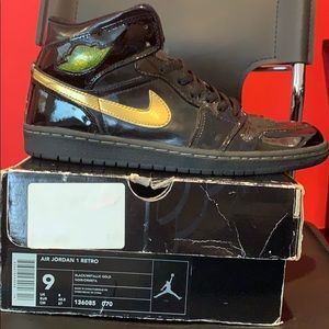 USED Air Jordan 1 Mid Black/Gold (2003)